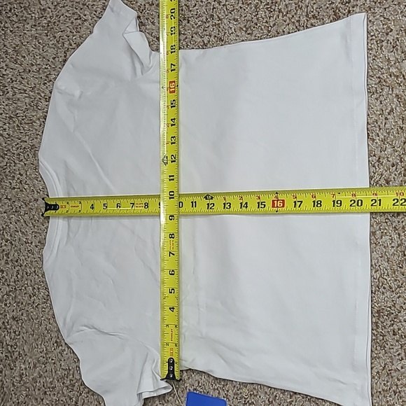 Toy Story Pizza Planet T-shirt - Picture 4 of 4